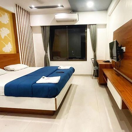 Hotel Ambai Executive Tuljapur Εξωτερικό φωτογραφία